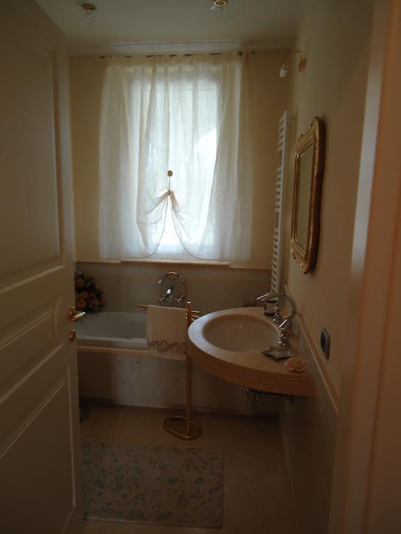 B&B La Casa Di Susy-Verona Bilik gambar